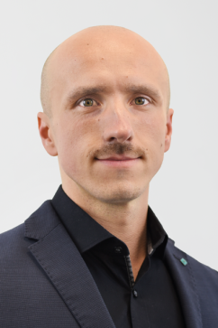 Dino Travljanin